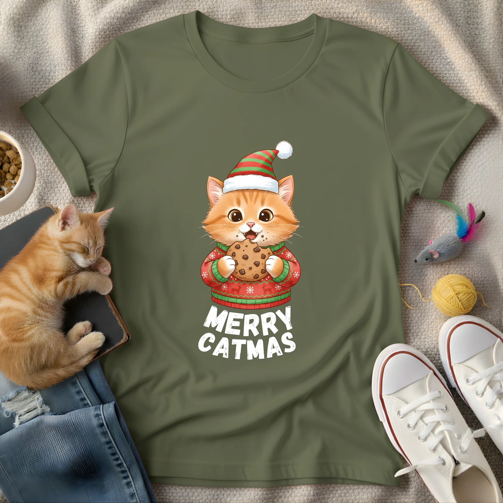 merry catmas cookie cat - Graphic Quote T-Shirt
