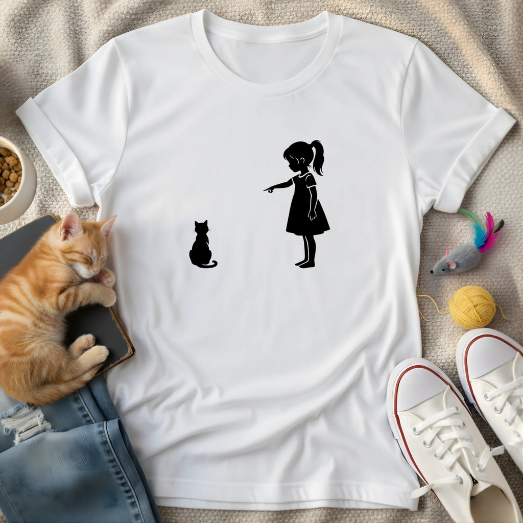 i see a cat - Graphic T-Shirt