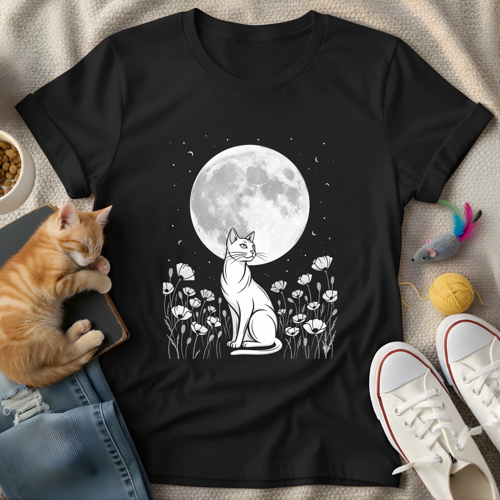cat, moon and flowers detailed - Graphic T-Shirt